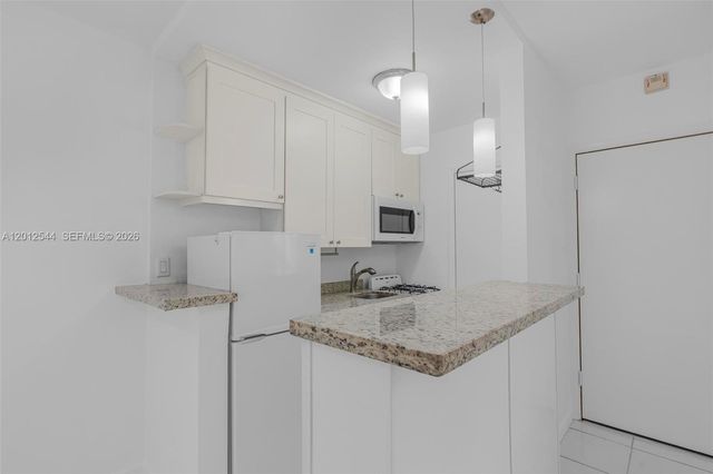 6330 SW 79th Street 2, South Miami, FL 33143