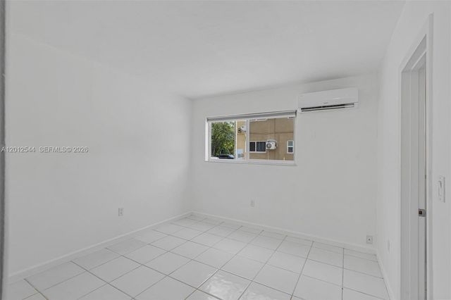 6330 SW 79th Street 2, South Miami, FL 33143