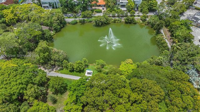 6330 SW 79th Street 2, South Miami, FL 33143