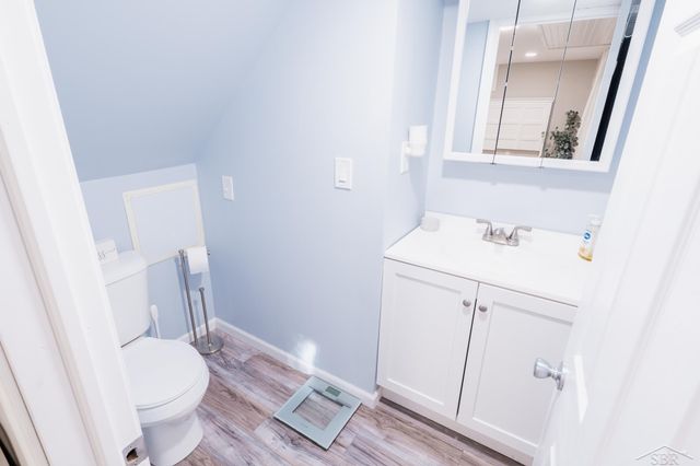 3235 Oakland Drive, Clare, MI 48617