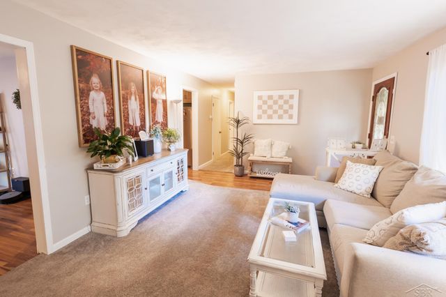 3235 Oakland Drive, Clare, MI 48617