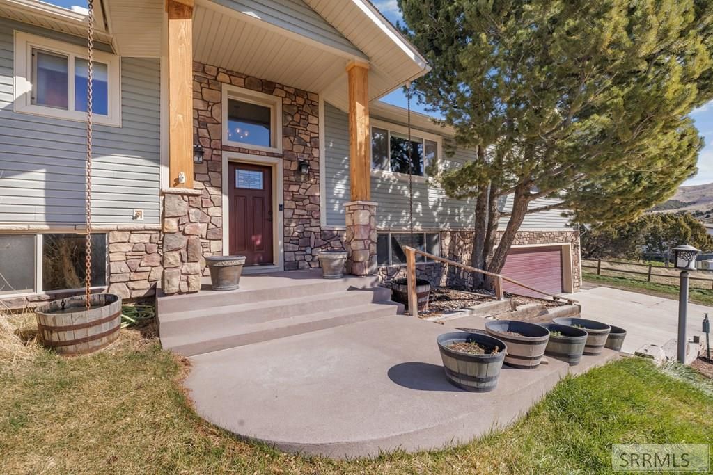 Image 5 of property listing at 8198 W Providence Lane, Pocatello, ID 83201