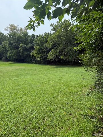 4984 Ambs Road, Mehlville, MO 63128