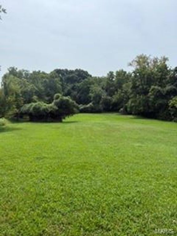 4984 Ambs Road, Mehlville, MO 63128