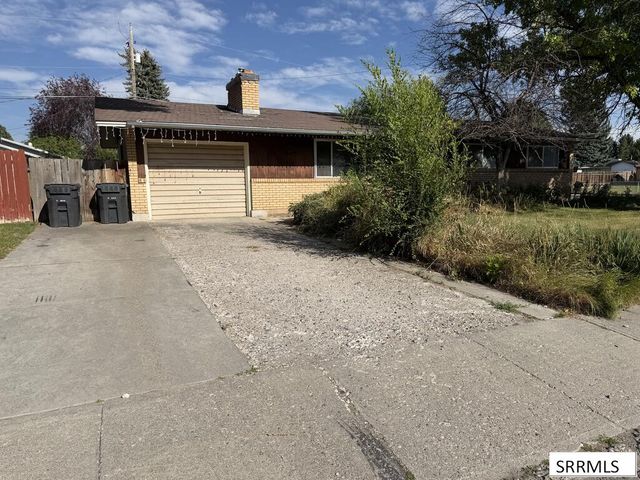 676 Davidson Drive, Idaho Falls, ID 83401