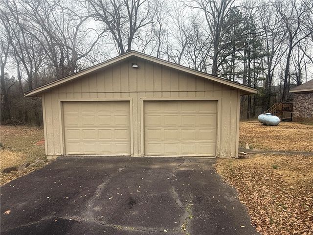 3046 W Highway 10, Casa, AR 72025