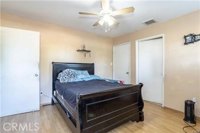 15025 Hiawatha, San Fernando, CA 91345