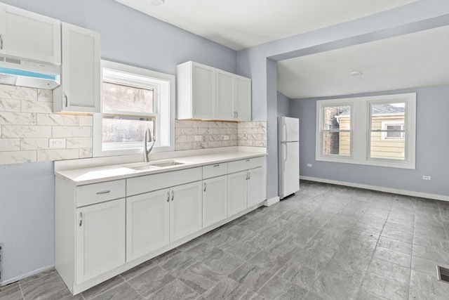 3047 S Broad Street, Chicago, IL 60608