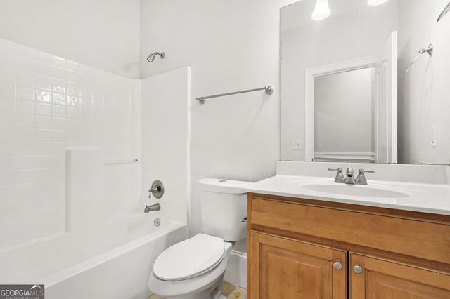 313 Fallstone Path, Mcdonough, GA 30253