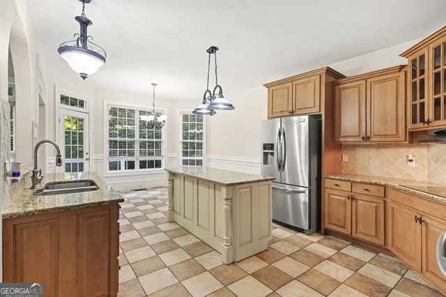 313 Fallstone Path, Mcdonough, GA 30253