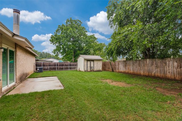 7205 Southridge Trail, Fort Worth, TX 76133