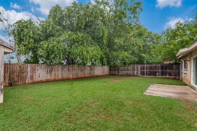 7205 Southridge Trail, Fort Worth, TX 76133