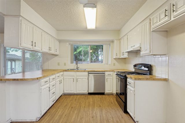 7205 Southridge Trail, Fort Worth, TX 76133