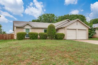7205 Southridge Trail, Fort Worth, TX 76133