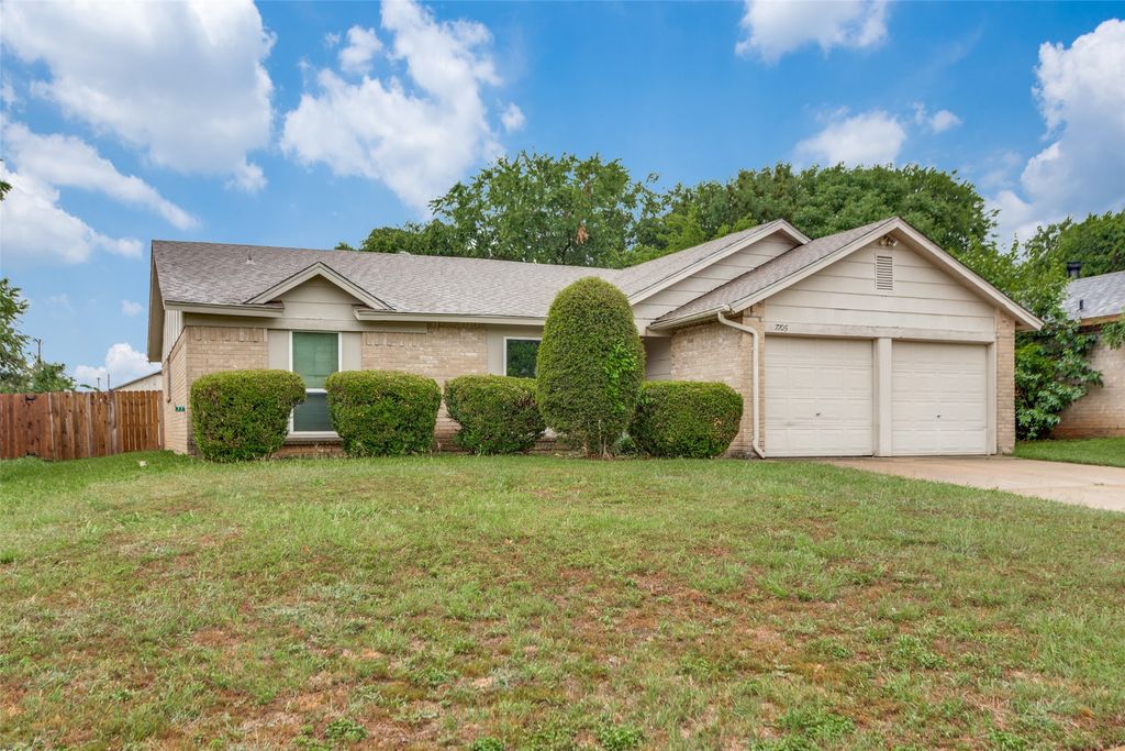 7205 Southridge Trail, Fort Worth, TX 76133