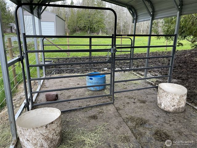 40407 Mountain Highway E, Eatonville, WA 98328