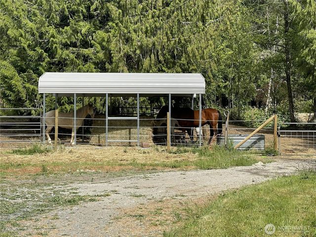 40407 Mountain Highway E, Eatonville, WA 98328