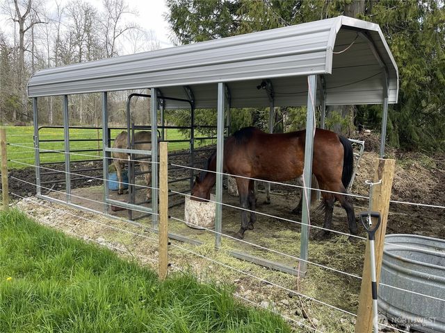 40407 Mountain Highway E, Eatonville, WA 98328