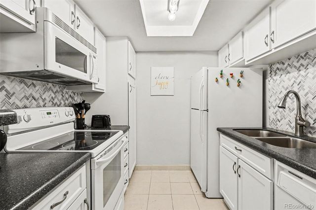 8225 Fairmount Drive 2-108, Denver, CO 80247