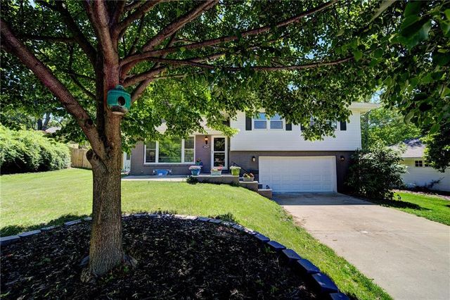 5629 W 50th Street, Roeland Park, KS 66202