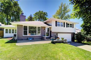 5629 W 50th Street, Roeland Park, KS 66202