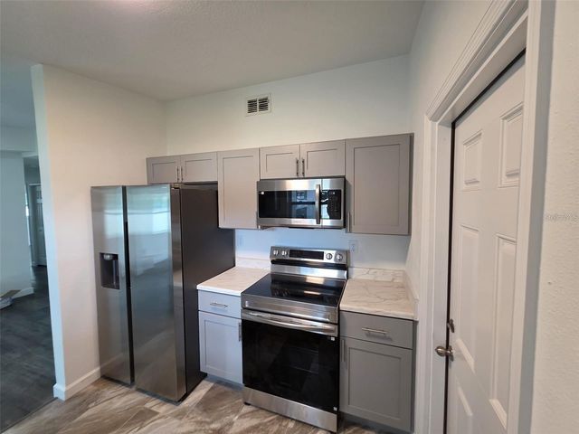 5660 PECOS STREET, Orlando, FL 32807