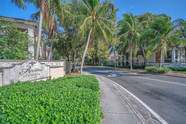 2532 Centergate Drive 201, Miramar, FL 33025