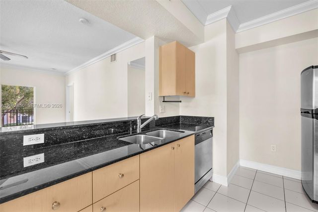 2532 Centergate Drive 201, Miramar, FL 33025