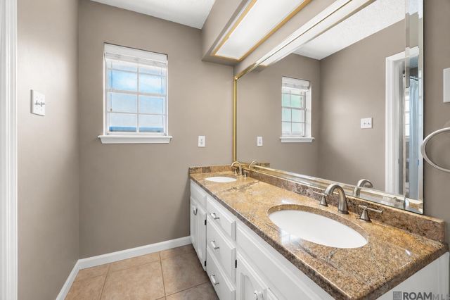 2103 Aspenwood Dr, Baton Rouge, LA 70816