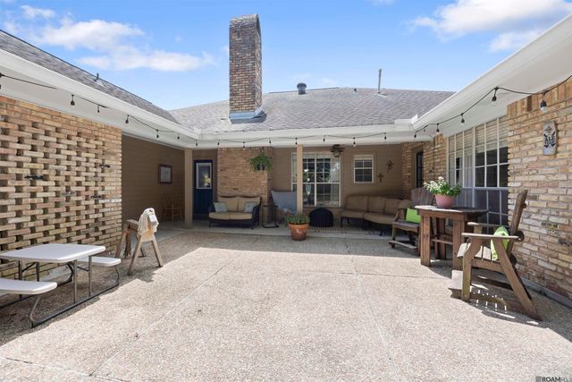 2103 Aspenwood Dr, Baton Rouge, LA 70816