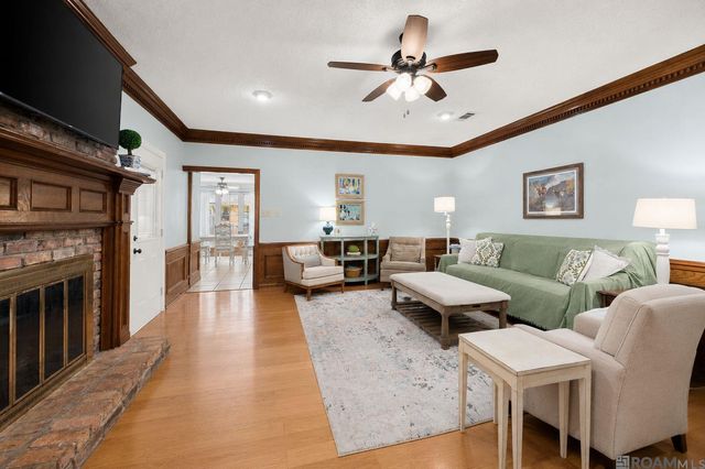 2103 Aspenwood Dr, Baton Rouge, LA 70816