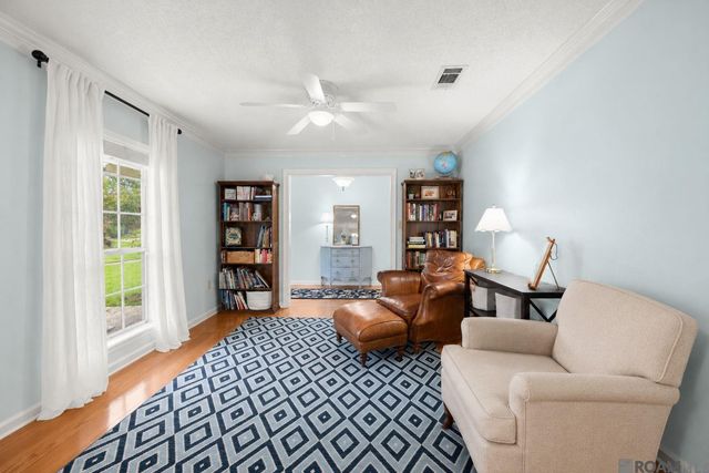 2103 Aspenwood Dr, Baton Rouge, LA 70816