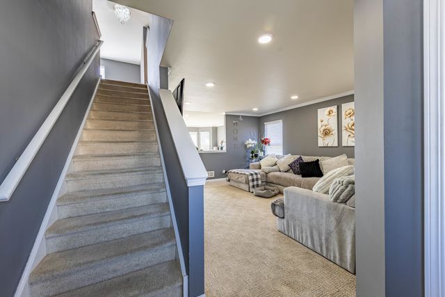 2803 Huntington Drive, Belvidere, IL 61008