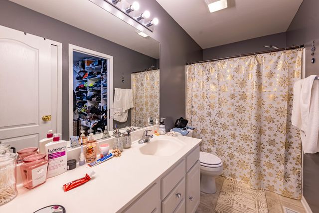 2803 Huntington Drive, Belvidere, IL 61008