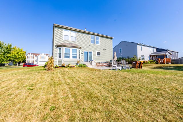 2803 Huntington Drive, Belvidere, IL 61008