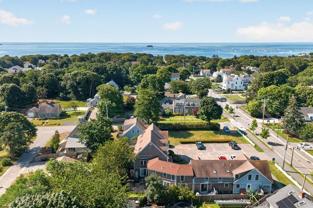 316 Sea Street APT I, Hyannis, MA 02601
