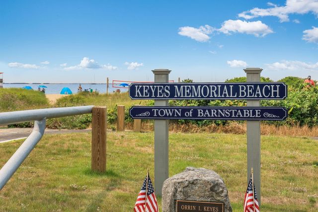 316 Sea Street APT I, Hyannis, MA 02601