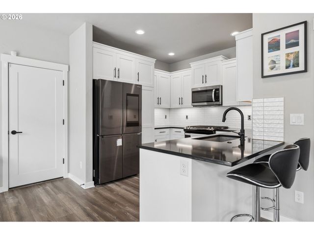 4331 Se 65TH Ave, Hillsboro, OR 97123