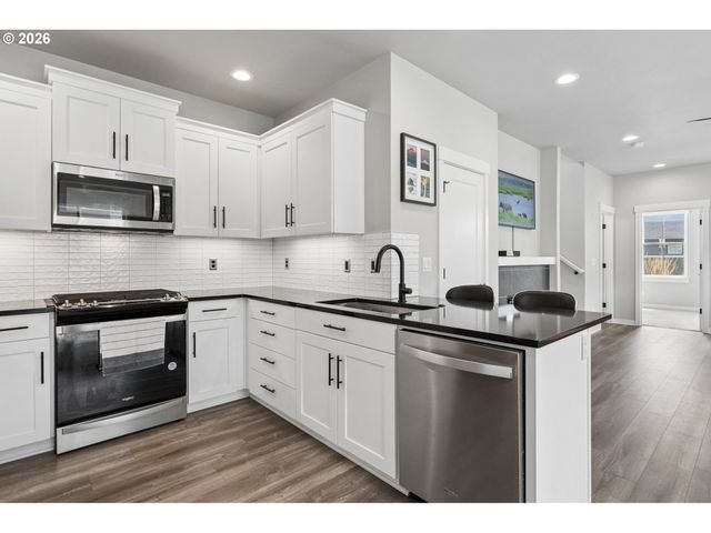 4331 Se 65TH Ave, Hillsboro, OR 97123