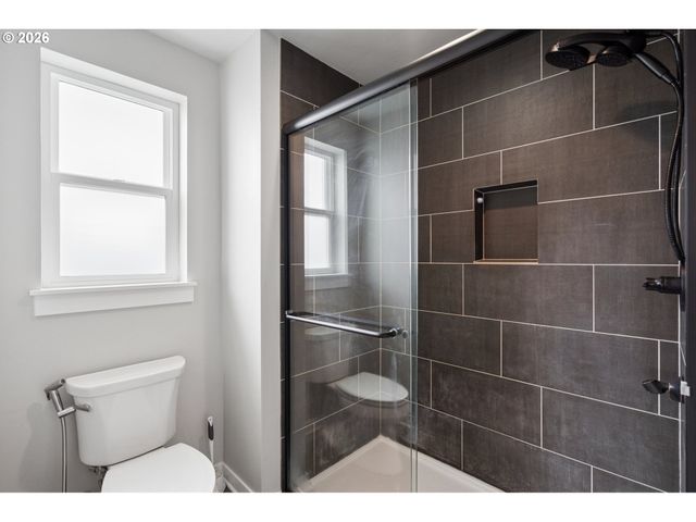 4331 Se 65TH Ave, Hillsboro, OR 97123
