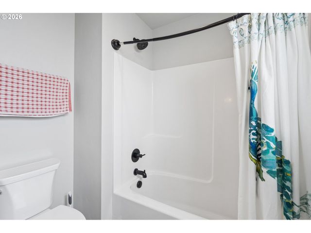 4331 Se 65TH Ave, Hillsboro, OR 97123