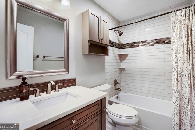 2855 Ashton Tree Court, Dacula, GA 30019