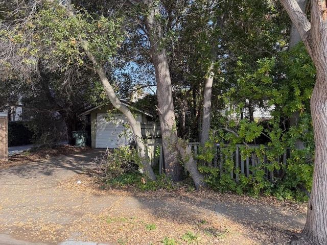 653 Melville Avenue, Palo Alto, CA 94301