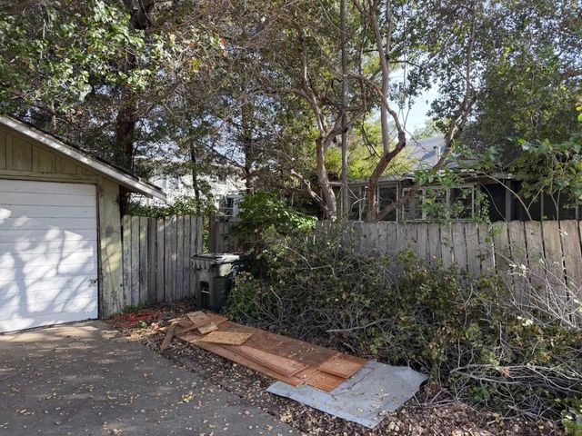 653 Melville Avenue, Palo Alto, CA 94301