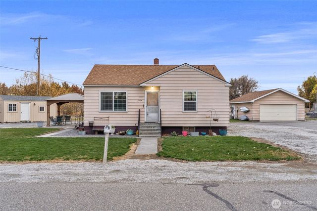 3204 W Yakima Street, Pasco, WA 99301