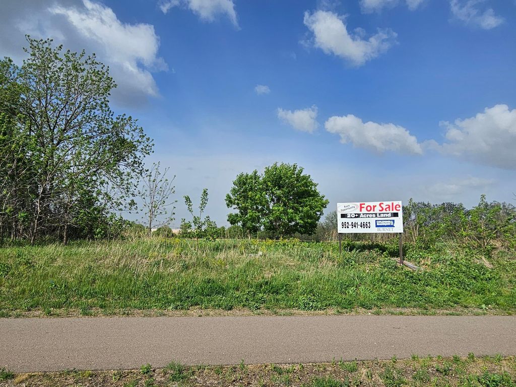 XX County Road 70, Lakeville, MN 55044 — photo 3