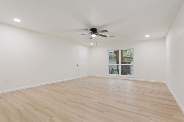 1029 N 45th Street, Waco, TX 76710