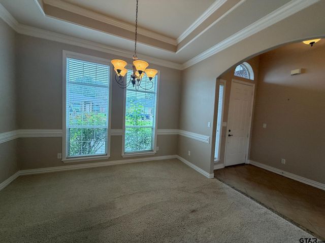 2073 Yasmeen Cir, Flint, TX 75762