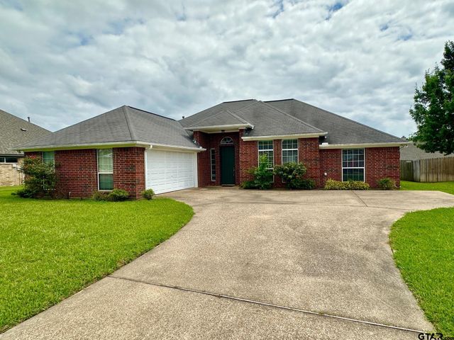 2073 Yasmeen Cir, Flint, TX 75762