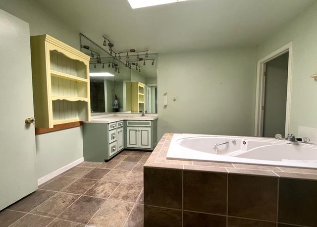 1432 E 35th St, Odessa, TX 79762